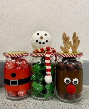 Christmas decorated sweet jars available in three designs: reindeer, snowman and santa!! 🎄🍬