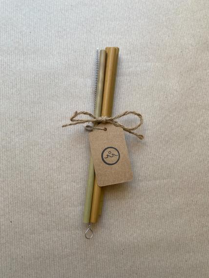 Bamboo straws together with string