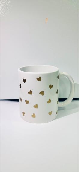 Gold Heart Mug Design