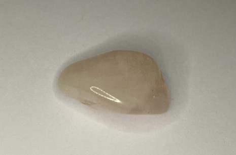 Rose quartz image (pink)