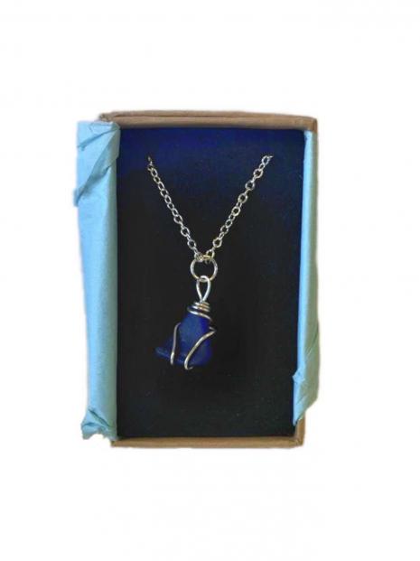 All ‘Ula’ necklaces are unique and the pendants of sea glass come in a variety of different natural sea glass colours.