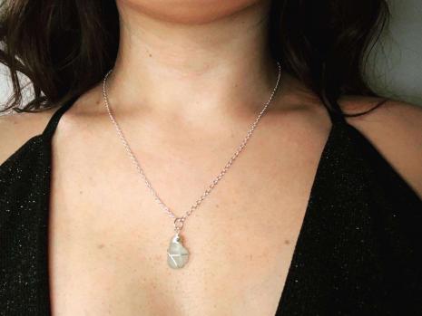 All ‘Ula’ necklaces are unique and the pendants of sea glass come in a variety of different natural sea glass colours.