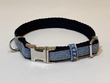 Light Blue Denim Collar (S/M). Max Length
