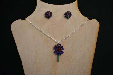 Purple Pansy Style Shown